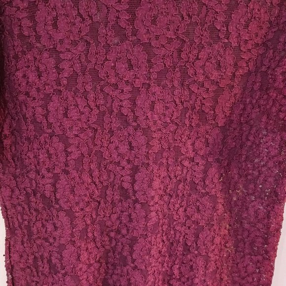 Victoria's Secret Women's Lace Top Large, Burgundy Red - Picture 4 of 4
